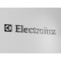 Frigobar Electrolux RE80 79 Litros Branco